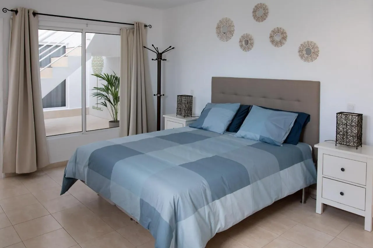 Maximilian House-Duplex Vista Al Mar En Complejo Con Piscina Apartment Puerto del Carmen  0*, Puerto del Carmen (Lanzarote)